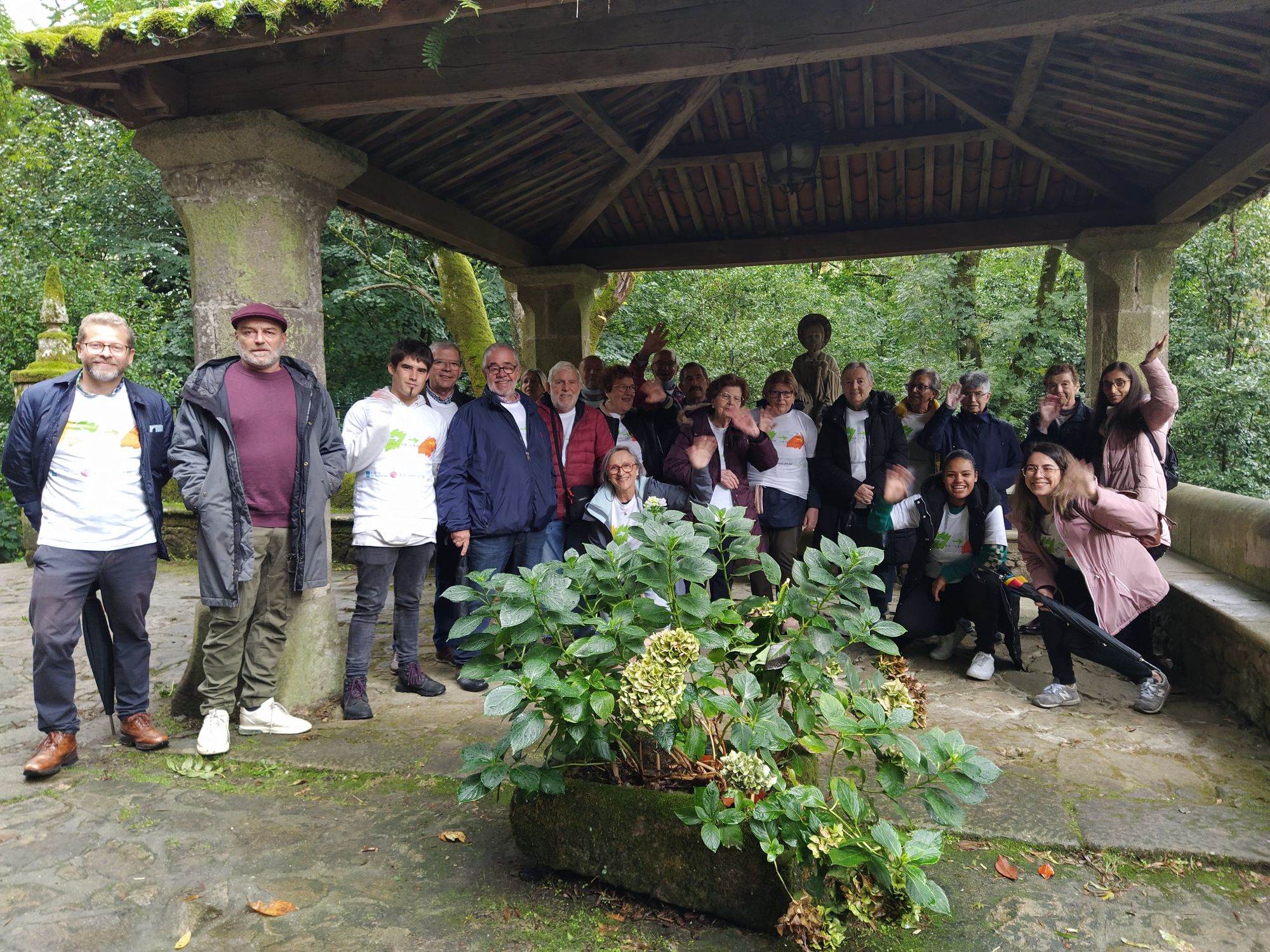 gente de nuestro grupo en un lavadero