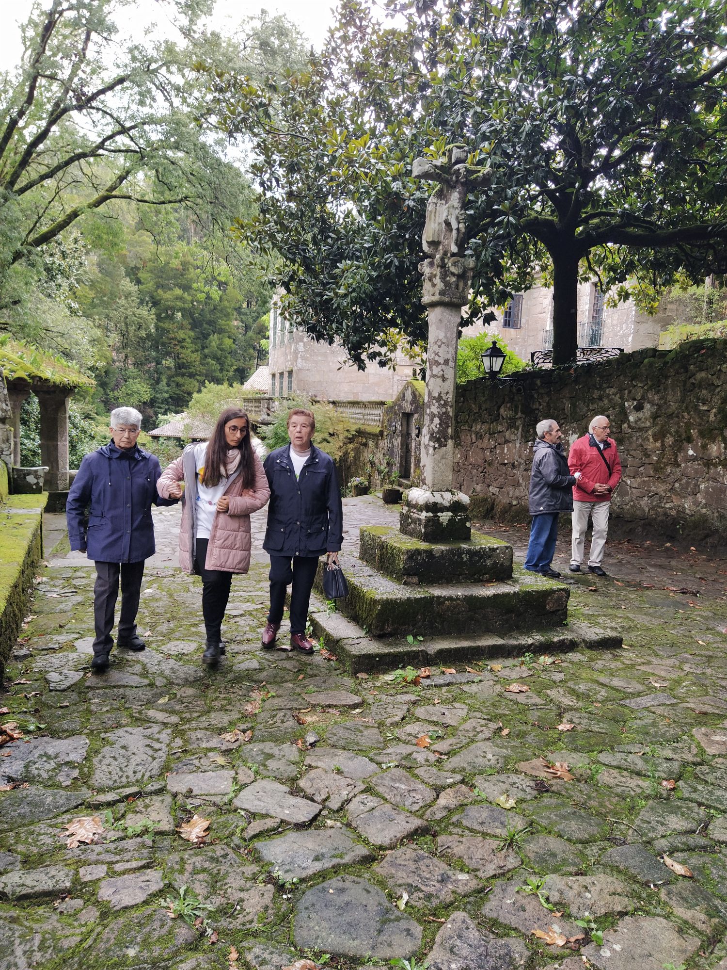 gente de nuestro grupo en el Camino de Santiago