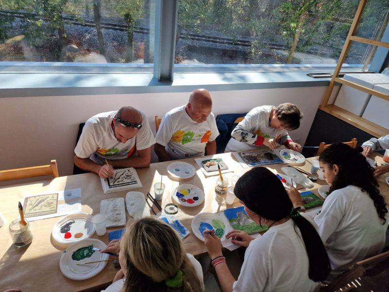 gente de nuestro grupo en un taller